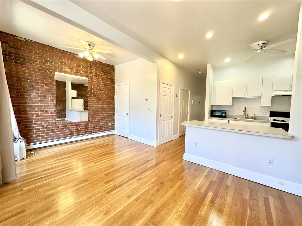 2 bed, 1 bath apartment for rent at 802 Tremont St Unit 2, Roxbury — photo 3 of 11