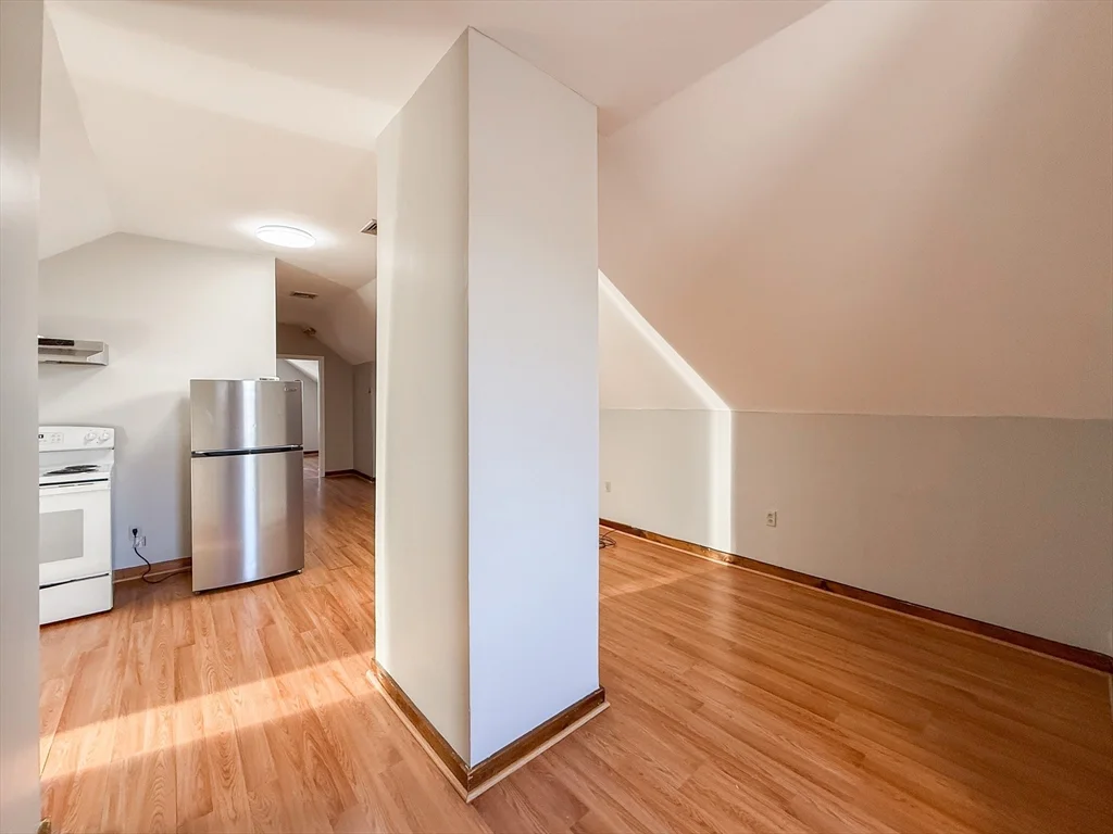 1 bed, 1 bath apartment for rent at 803 Boylston St Unit D, Chestnut Hill — photo 3 of 12