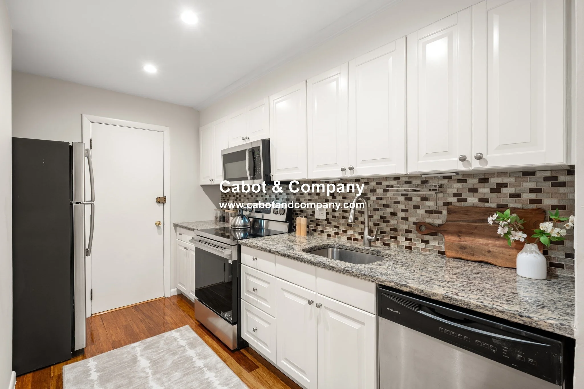 1 bed, 1 bath apartment for rent at 804 Centre St Unit 8F, Jamaica Plain — photo 2 of 8