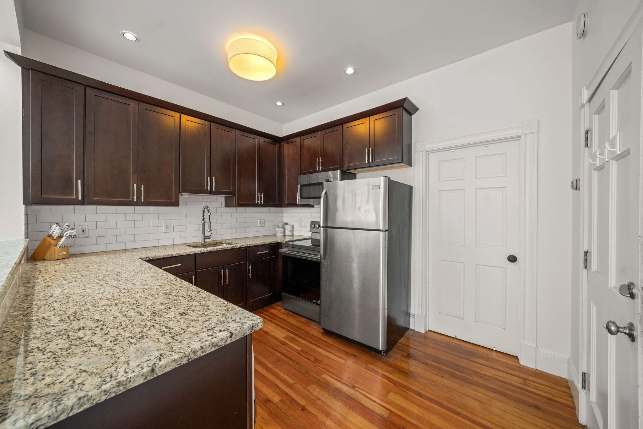 1 bed, 1 bath apartment for rent at 805 E 4th St Unit 1, South Boston — photo 4 of 14