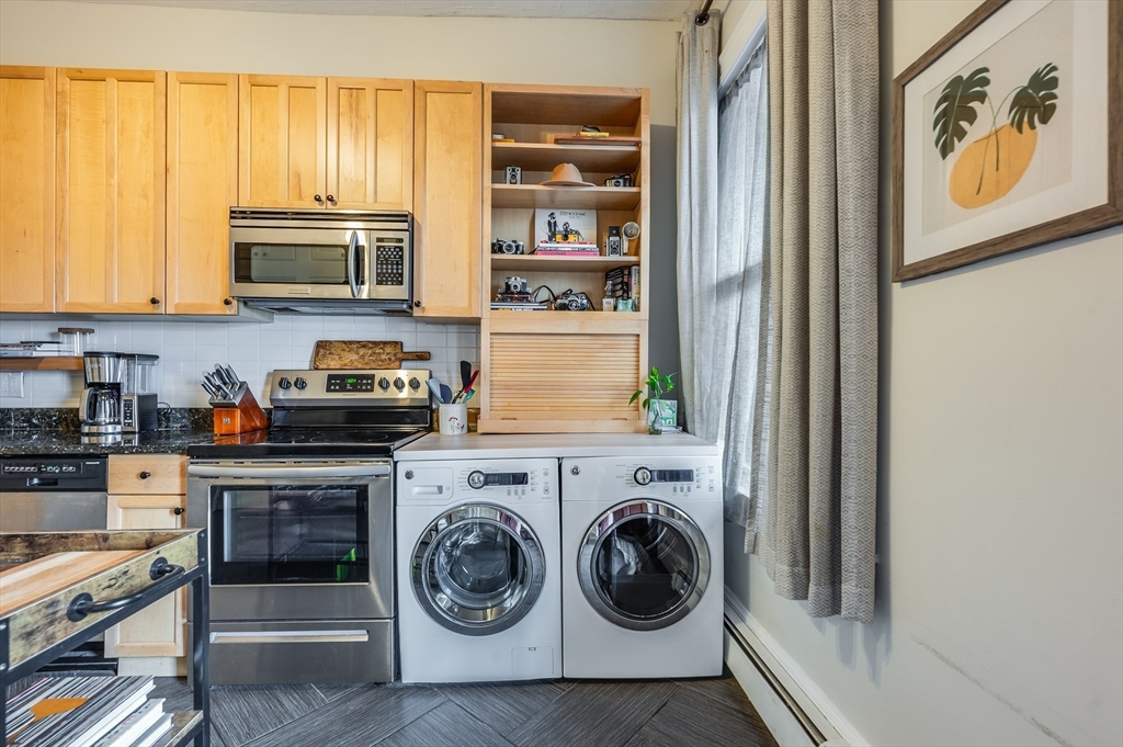 1 bed, 1 bath apartment for rent at 805 E 4th St Unit 2, South Boston — photo 12 of 17
