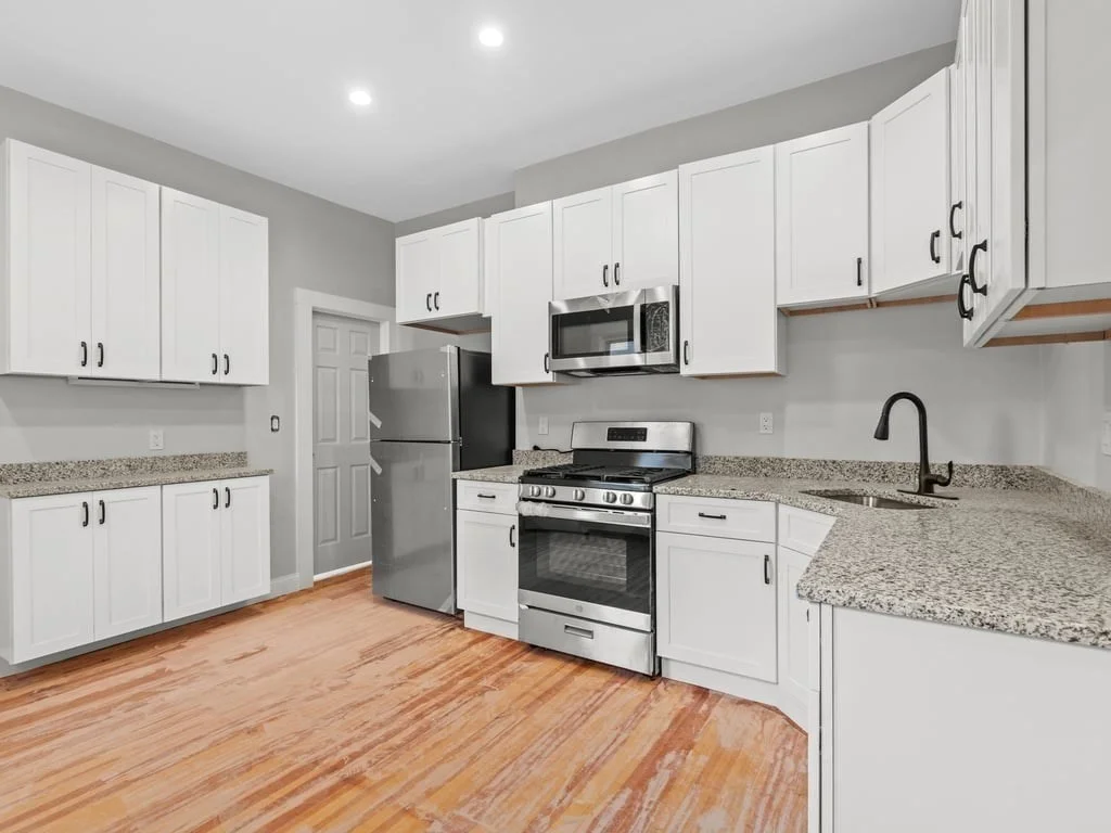 1 bed, 1 bath apartment for rent at 805 E Fifth St Unit 1, South Boston — photo 2 of 8