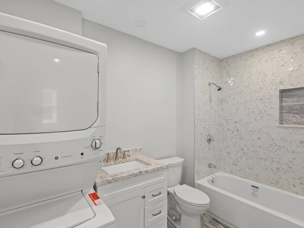 1 bed, 1 bath apartment for rent at 805 E Fifth St Unit 1, South Boston — photo 7 of 8