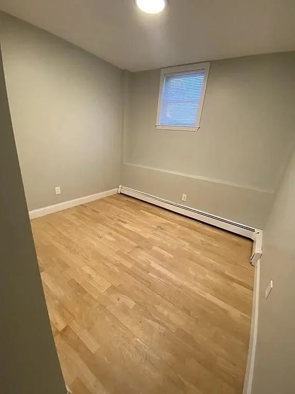 2 bed, 1 bath apartment for rent at 807 E 3rd St Unit 1, South Boston — photo 7 of 11