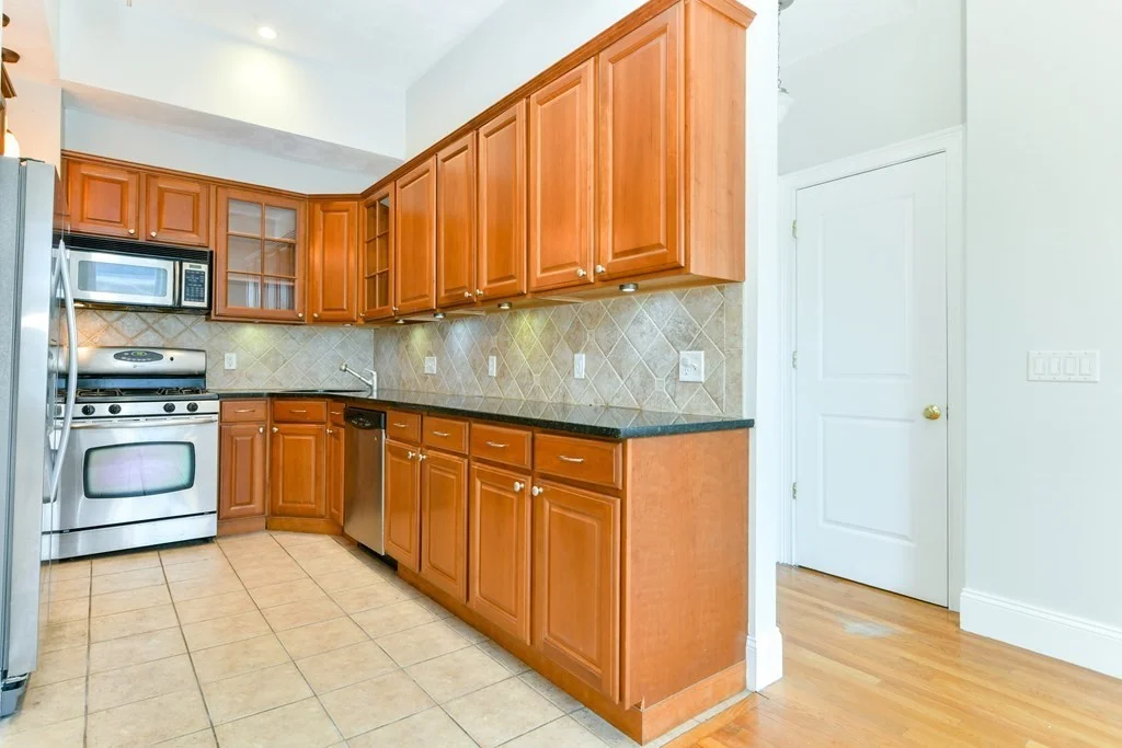 2 bed, 2 bath apartment for rent at 809 E 4th St Unit 1, South Boston — photo 2 of 22
