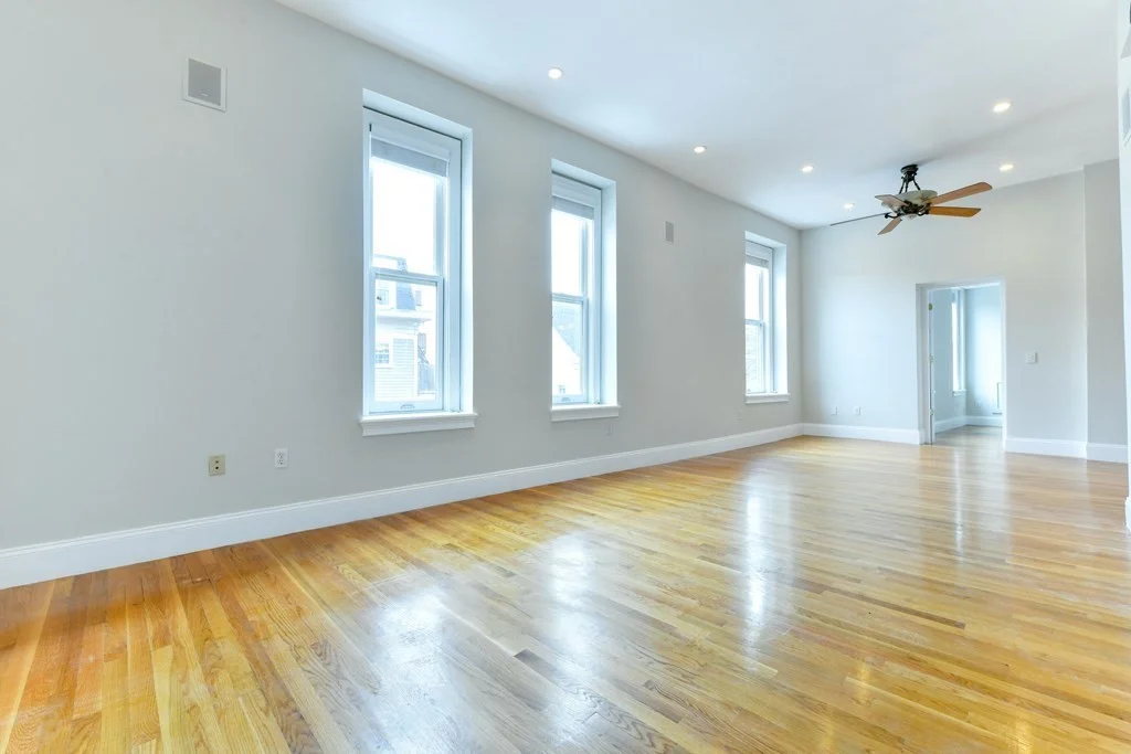 2 bed, 2 bath apartment for rent at 809 E 4th St Unit 1, South Boston — photo 7 of 22