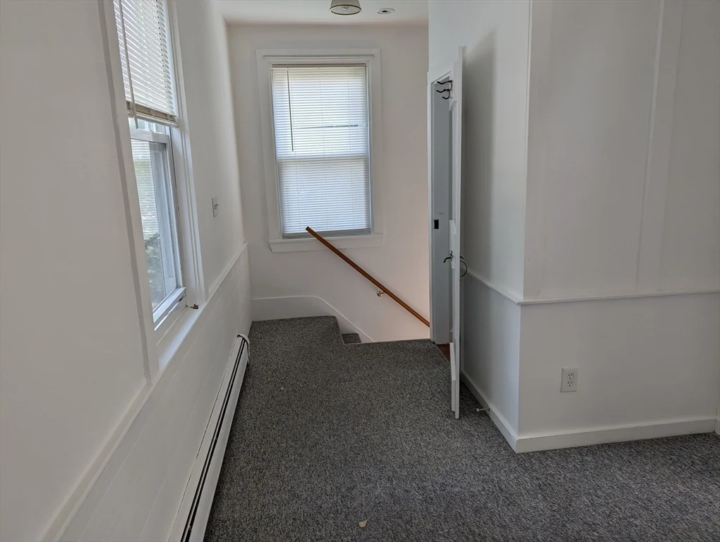 1 bed, 1 bath apartment for rent at 81/2 Russia Unit 0, Newburyport — photo 12 of 17