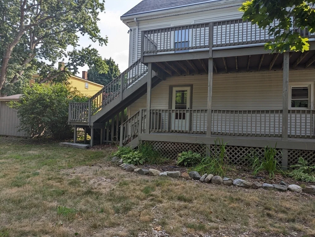 1 bed, 1 bath apartment for rent at 81/2 Russia Unit 0, Newburyport — photo 16 of 17