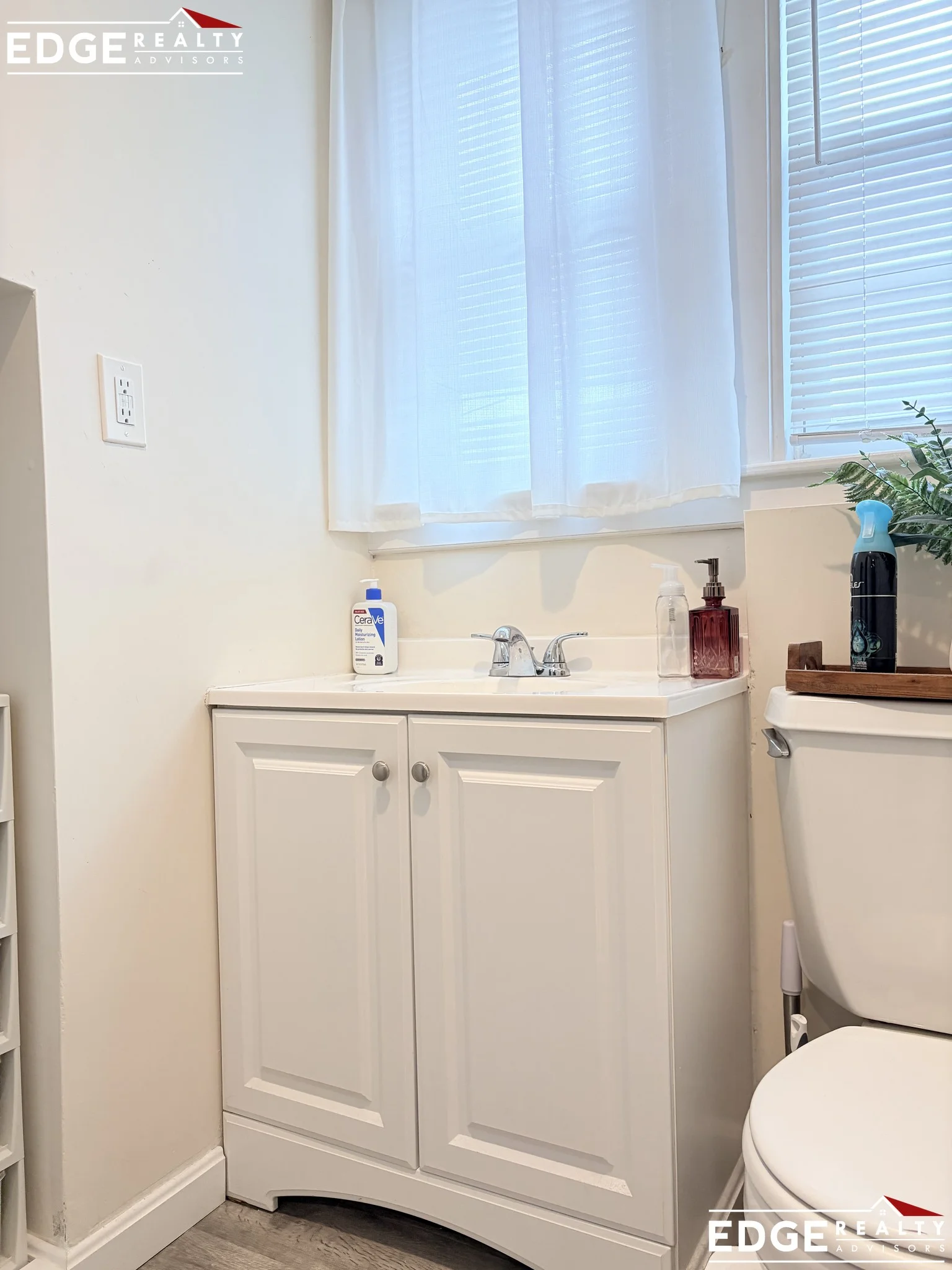 5 bed, 2 bath apartment for rent at 81-83 Orange St Unit 2, South Side — photo 19 of 19