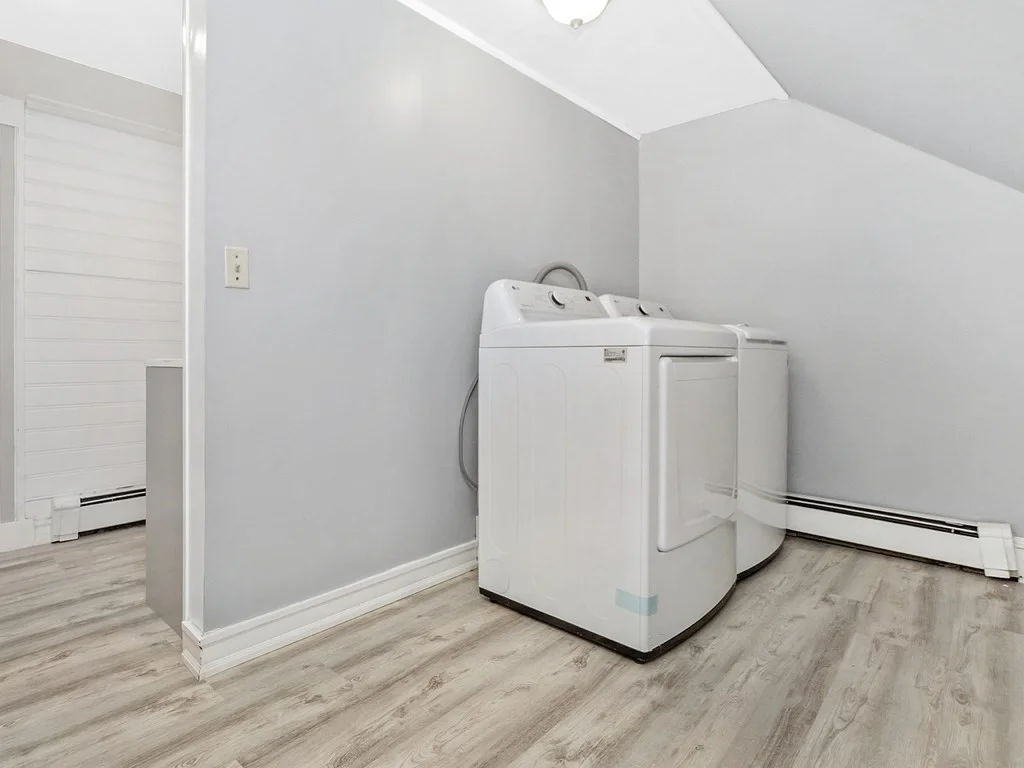 2 bed, 1 bath apartment for rent at 81-83 Union St Unit 3, Watertown — photo 7 of 8