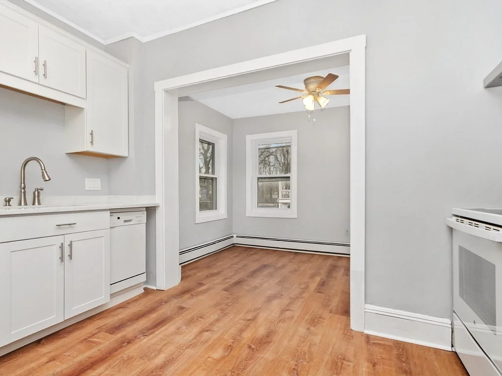 2 bed, 1 bath apartment for rent at 81-83 Union St Unit 3, Watertown — photo 2 of 8