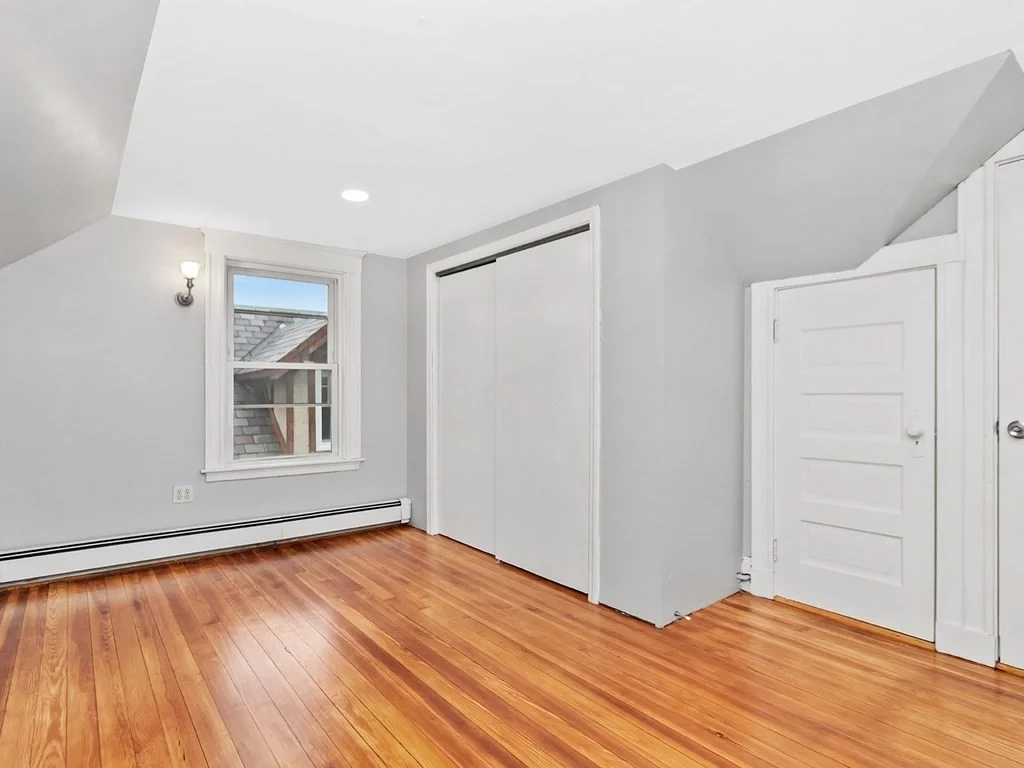 2 bed, 1 bath apartment for rent at 81-83 Union St Unit 3, Watertown — photo 4 of 8