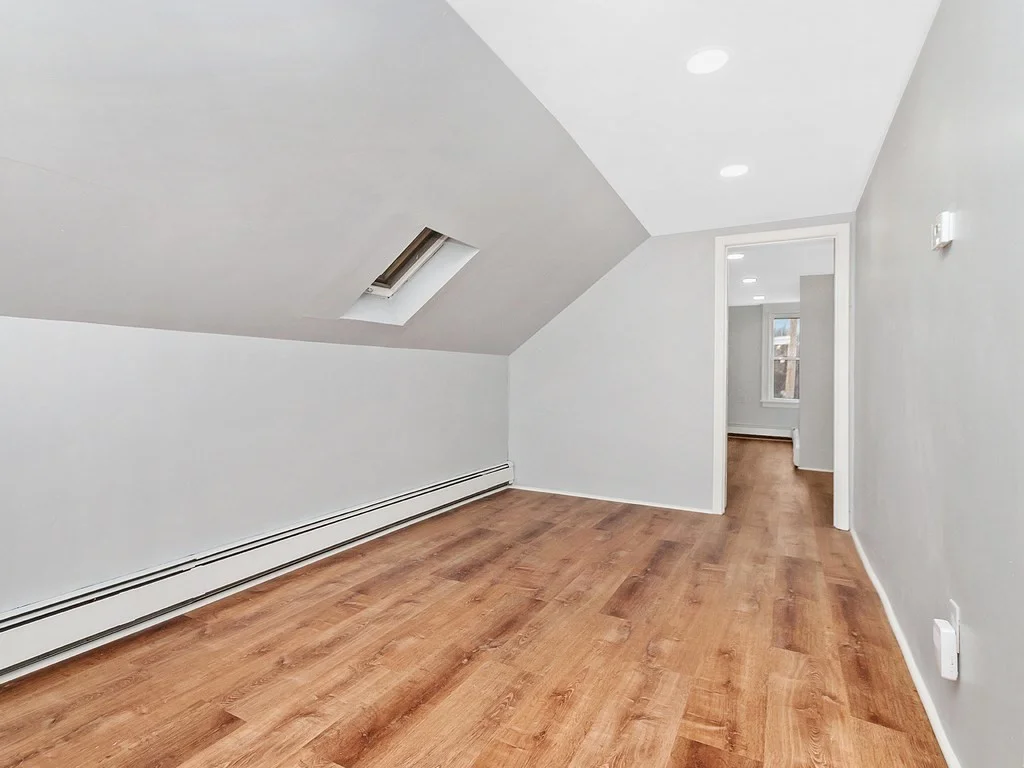 2 bed, 1 bath apartment for rent at 81-83 Union St Unit 3, Watertown — photo 5 of 8