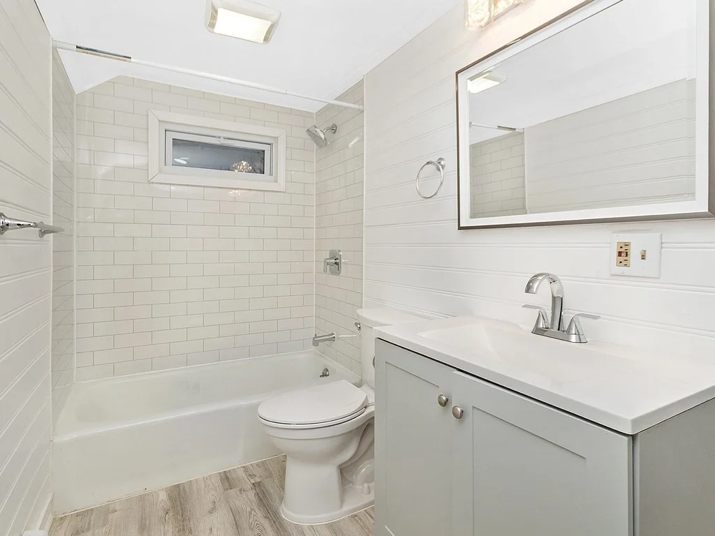2 bed, 1 bath apartment for rent at 81-83 Union St Unit 3, Watertown — photo 6 of 8