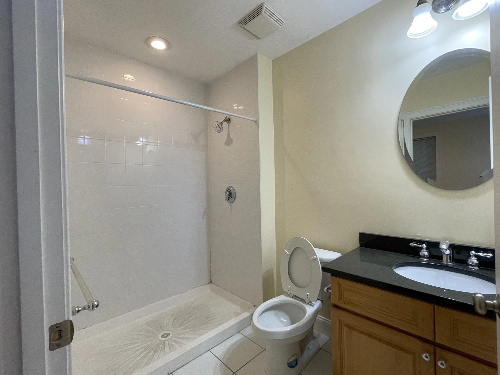 2 bed, 2 bath apartment for rent at 81-87 Fairmount Ave Unit 8, Hyde Park — photo 7 of 12