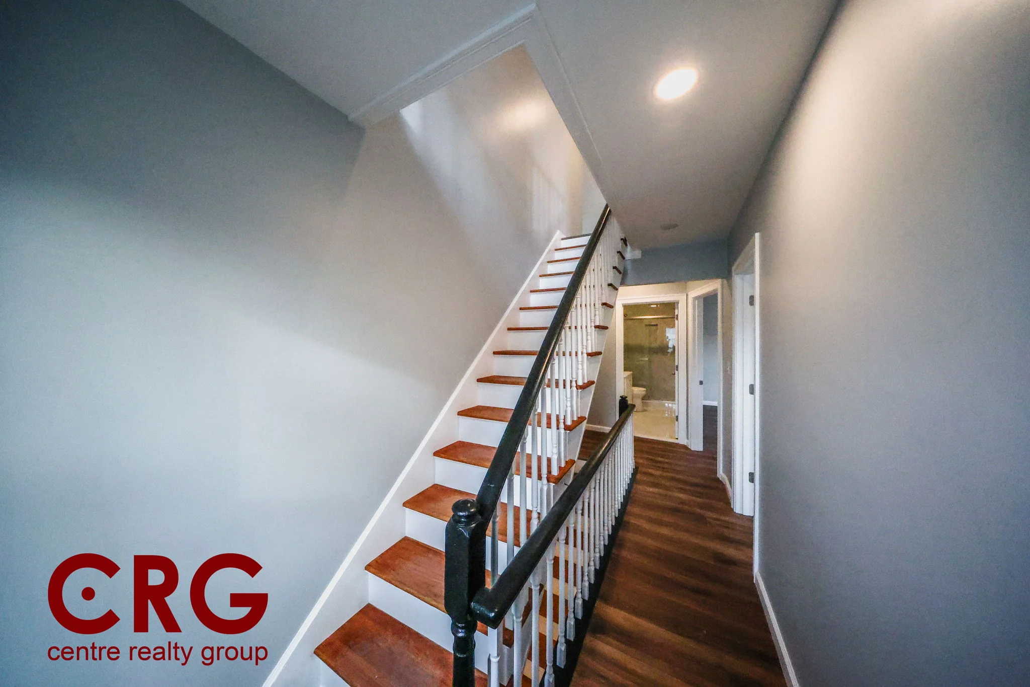 5 bed, 3 bath apartment for rent at 81 Alder St Unit 1, South Side — photo 11 of 22