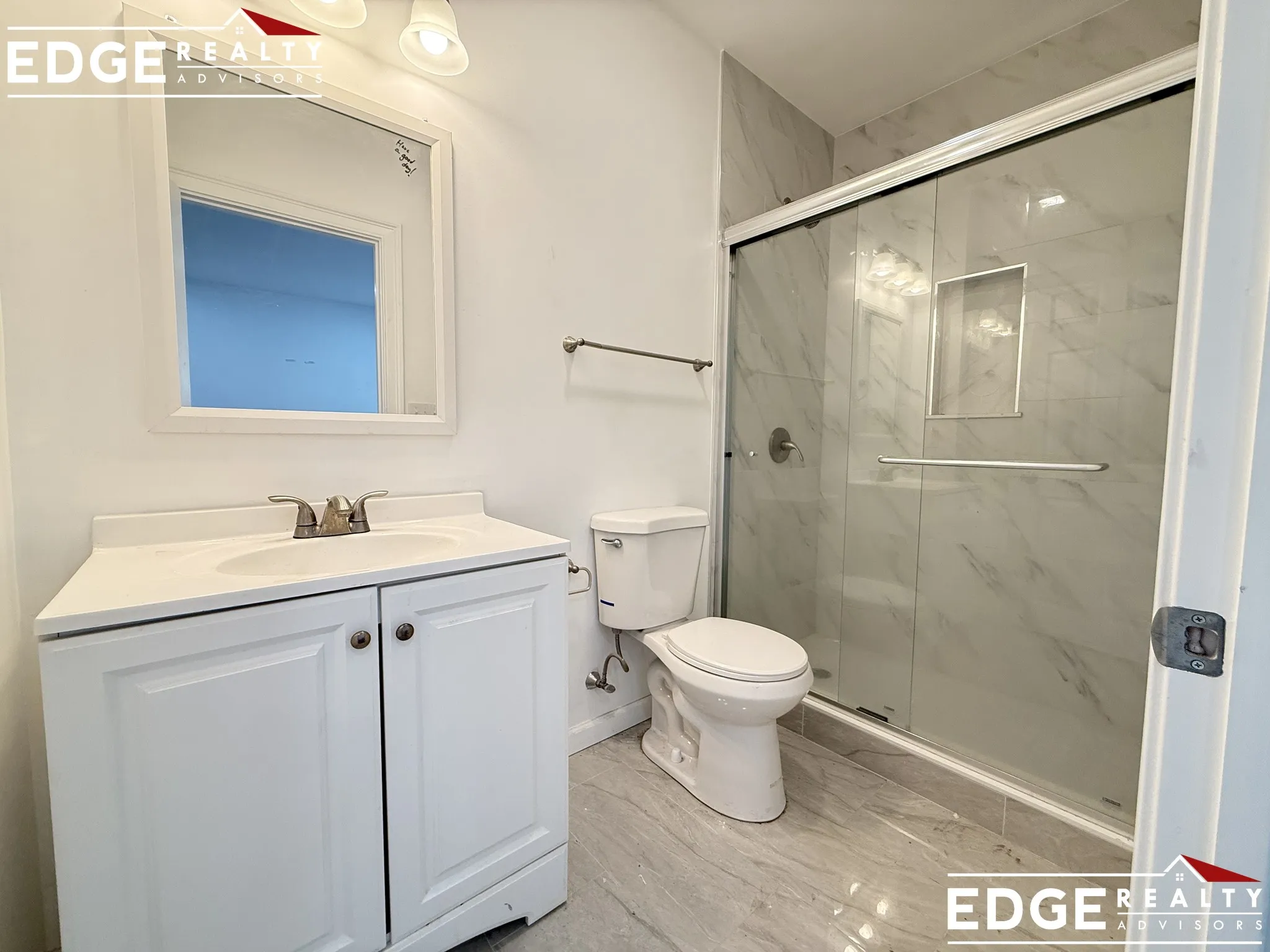 5 bed, 3 bath apartment for rent at 81 Alder St Unit A, South Side — photo 7 of 15