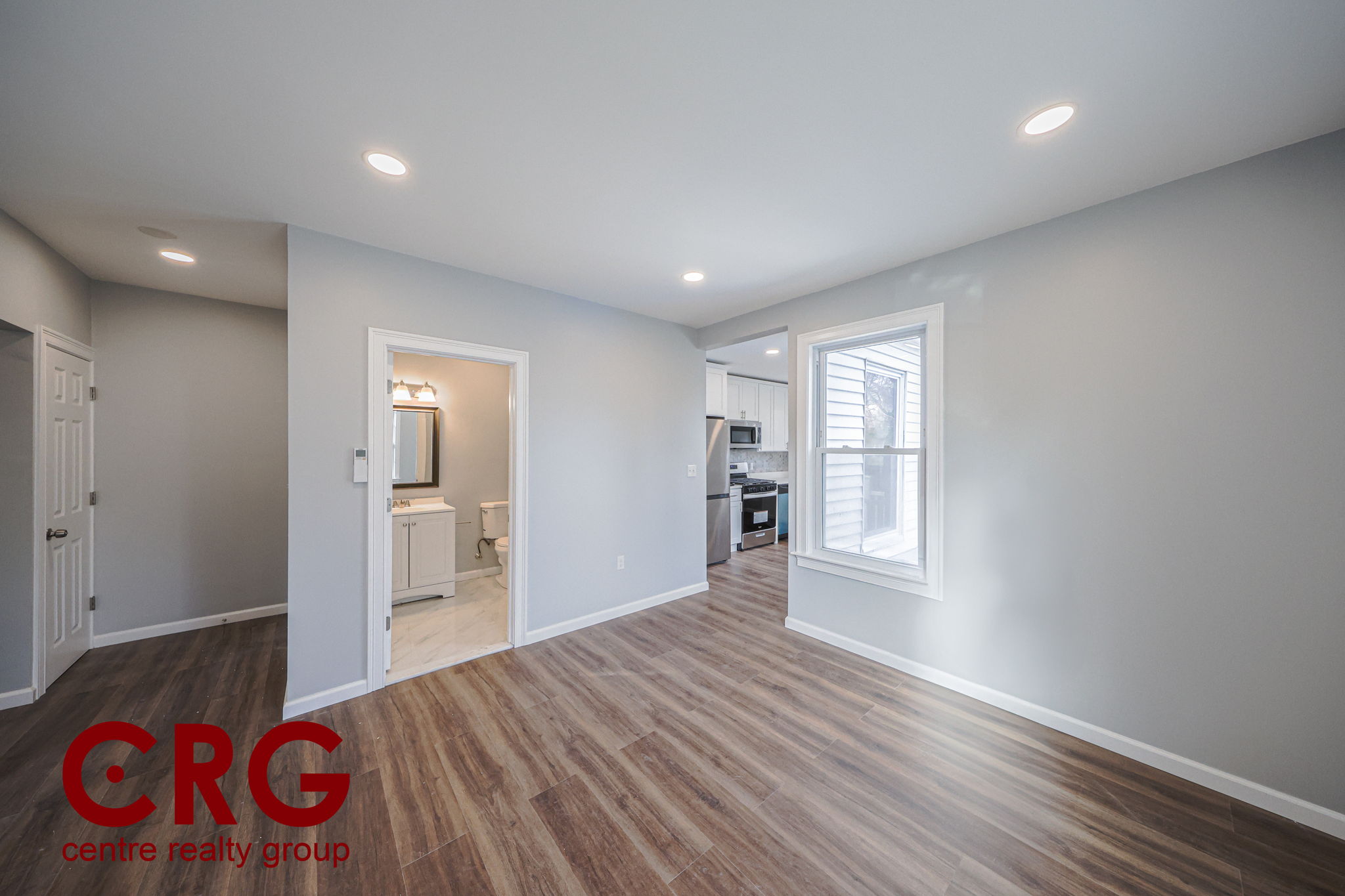 5 bed, 3 bath apartment for rent at 81 Alder Ter Unit C, South Side — photo 4 of 21
