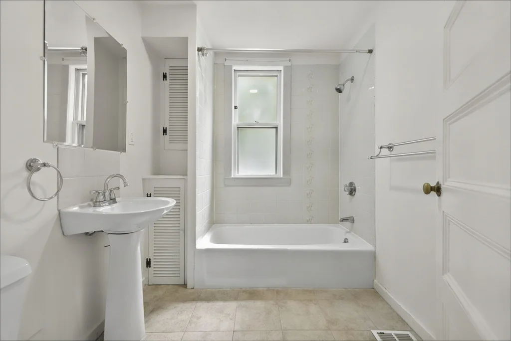 2 bed, 1 bath apartment for rent at 81 Avon Unit 1, Spring Hill — photo 15 of 24