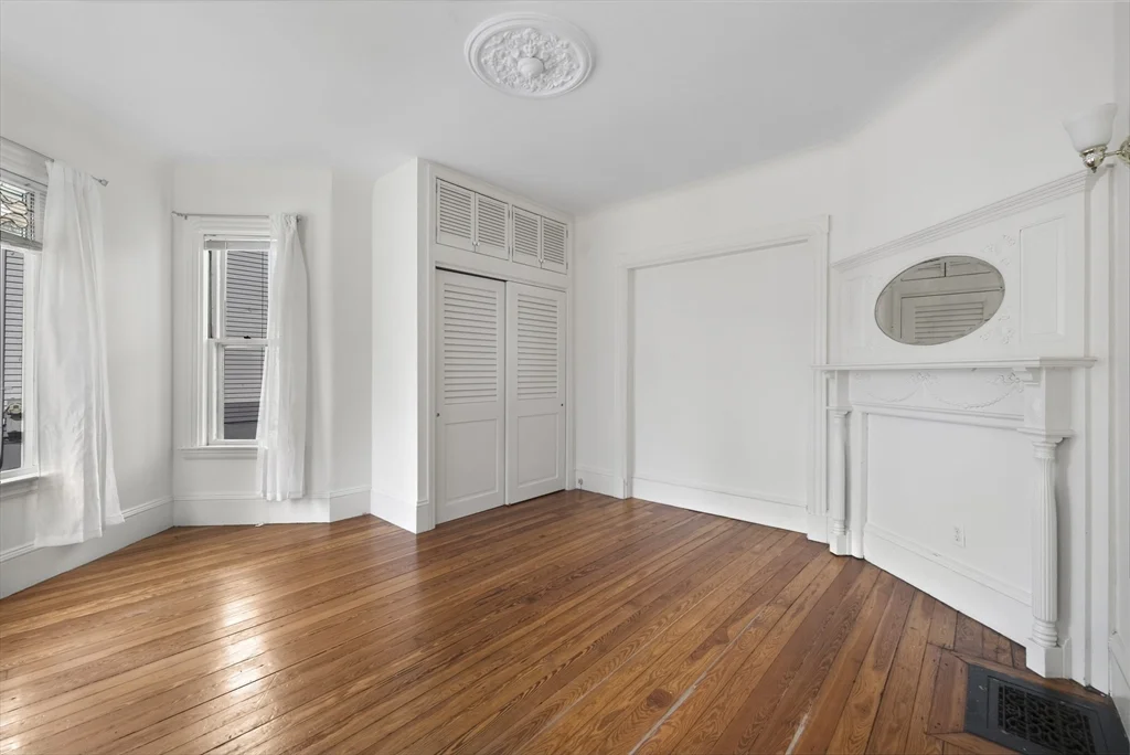2 bed, 1 bath apartment for rent at 81 Avon Unit 1, Spring Hill