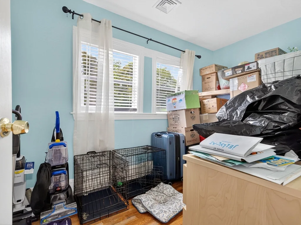 4 bed, 2 bath apartment for rent at 81 Bailey Rd Unit 2, Ten Hills — photo 14 of 19