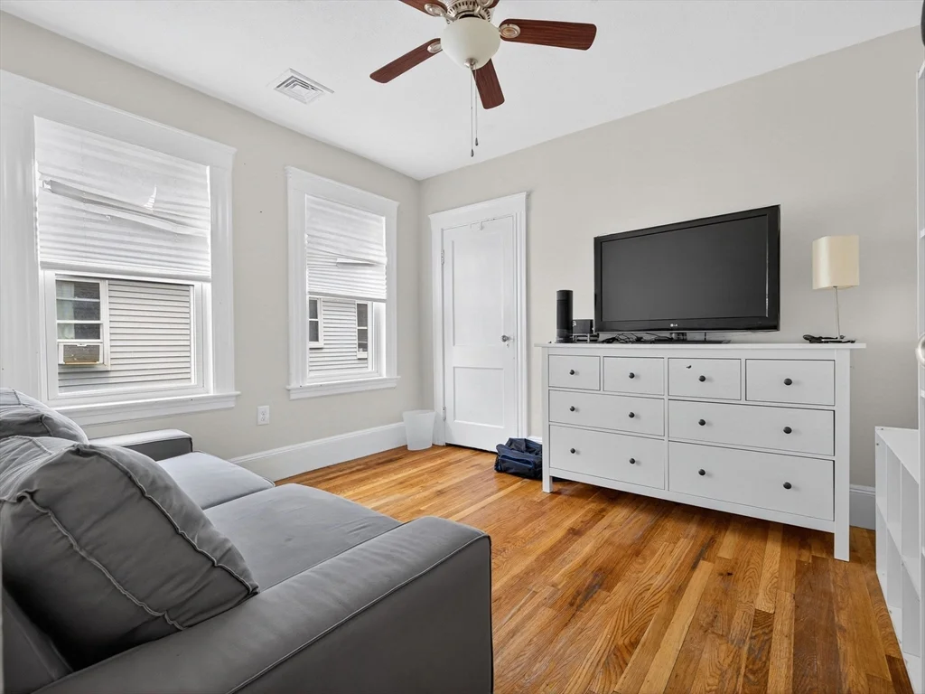 4 bed, 2 bath apartment for rent at 81 Bailey Rd Unit 2, Ten Hills — photo 12 of 19