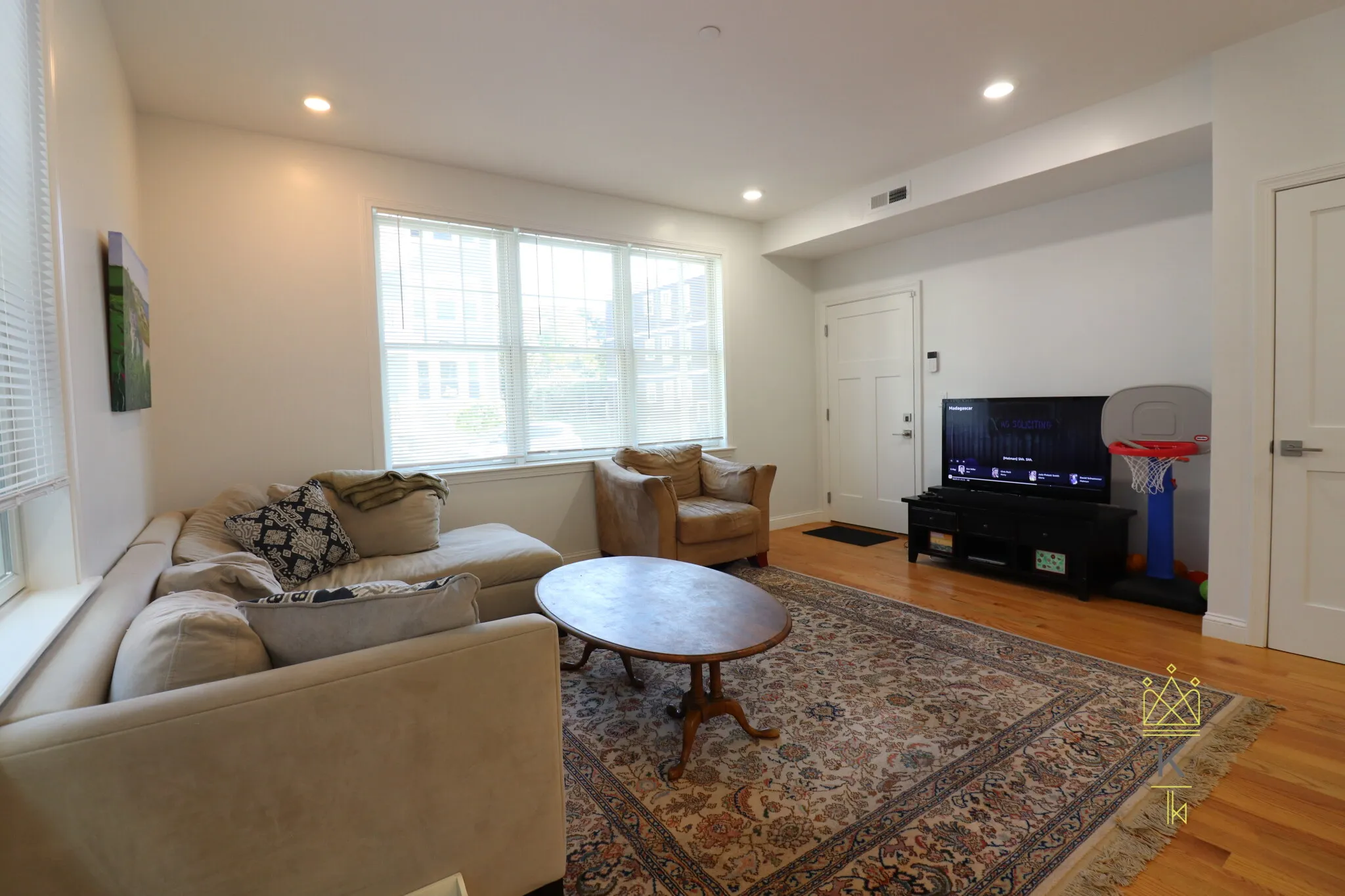 3 bed, 2 bath apartment for rent at 81 Ballou Ave Unit 01, Dorchester — photo 4 of 34