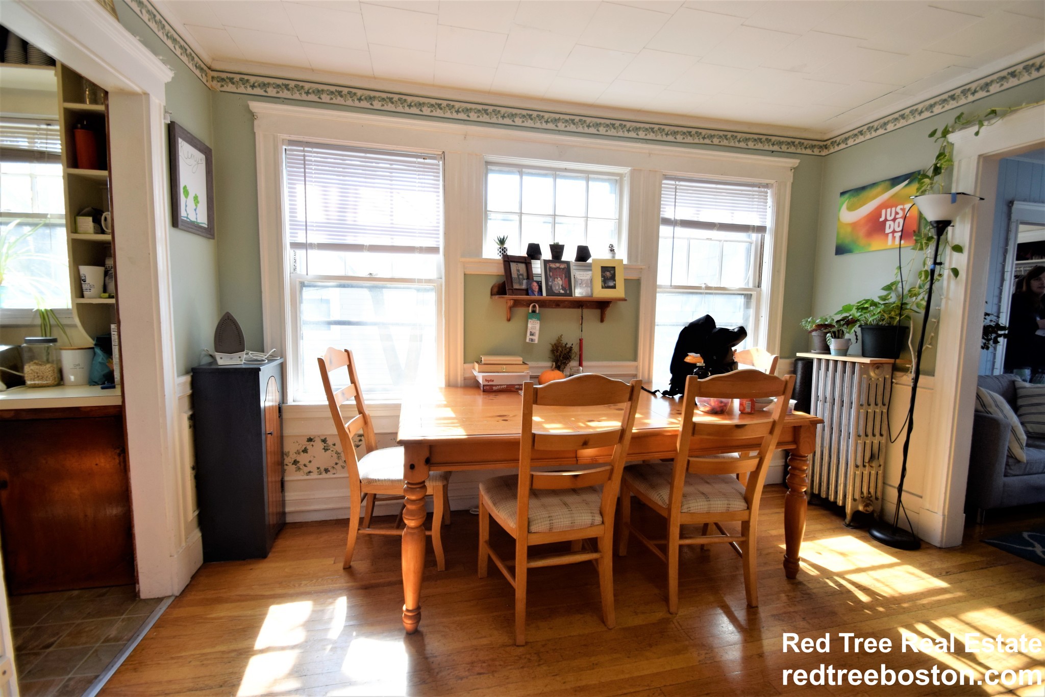 3 bed, 1 bath apartment for rent at 81 Beechcroft St Unit 3, Brighton — photo 4 of 18