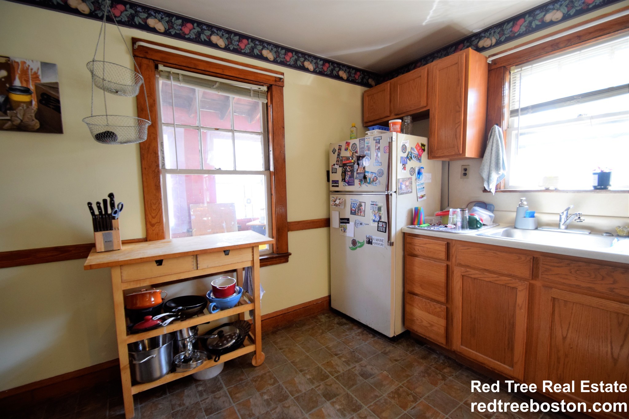 3 bed, 1 bath apartment for rent at 81 Beechcroft St Unit 3, Brighton — photo 8 of 18