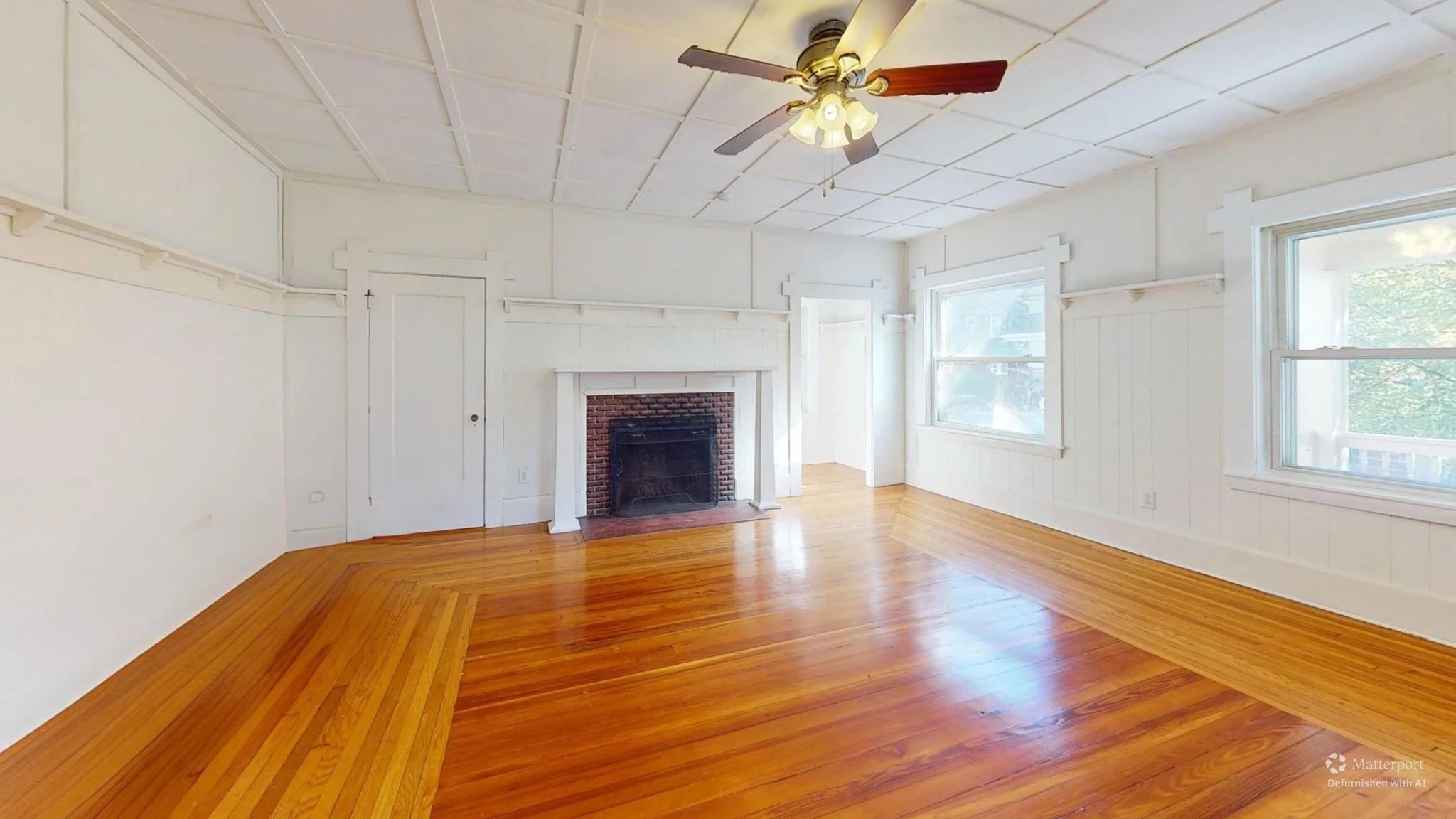 6 bed, 2 bath apartment for rent at 81 Bellevue Ave, Winthrop — photo 1 of 20