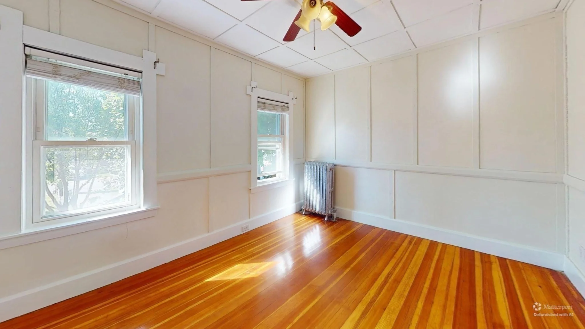6 bed, 2 bath apartment for rent at 81 Bellevue Ave, Winthrop — photo 16 of 20