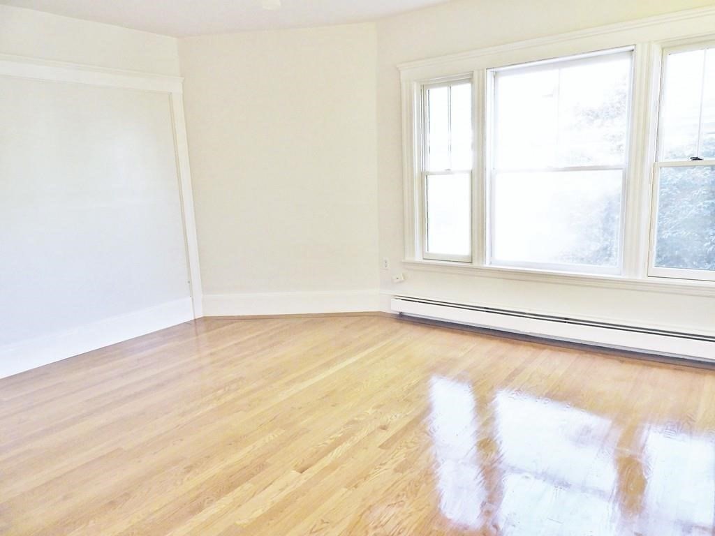 3 bed, 2 bath apartment for rent at 81 Benton Unit 2, Powder House Square — photo 21 of 27
