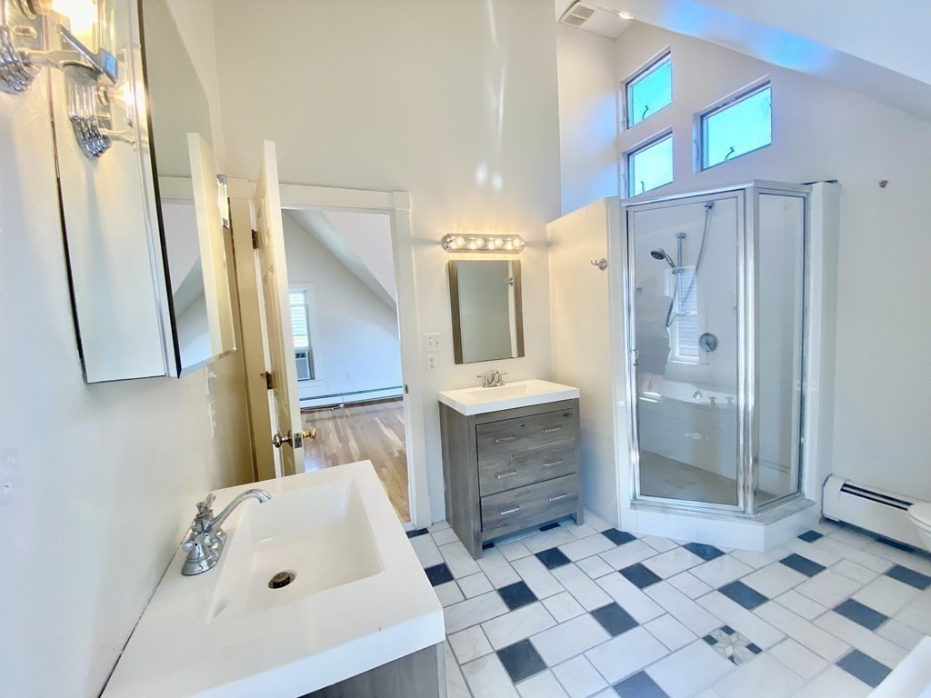 3 bed, 2 bath apartment for rent at 81 Benton Unit 2, Powder House Square — photo 6 of 27