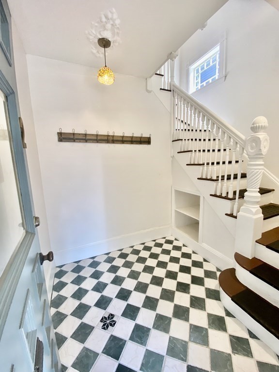 3 bed, 2 bath apartment for rent at 81 Benton Unit 2, Powder House Square — photo 2 of 27