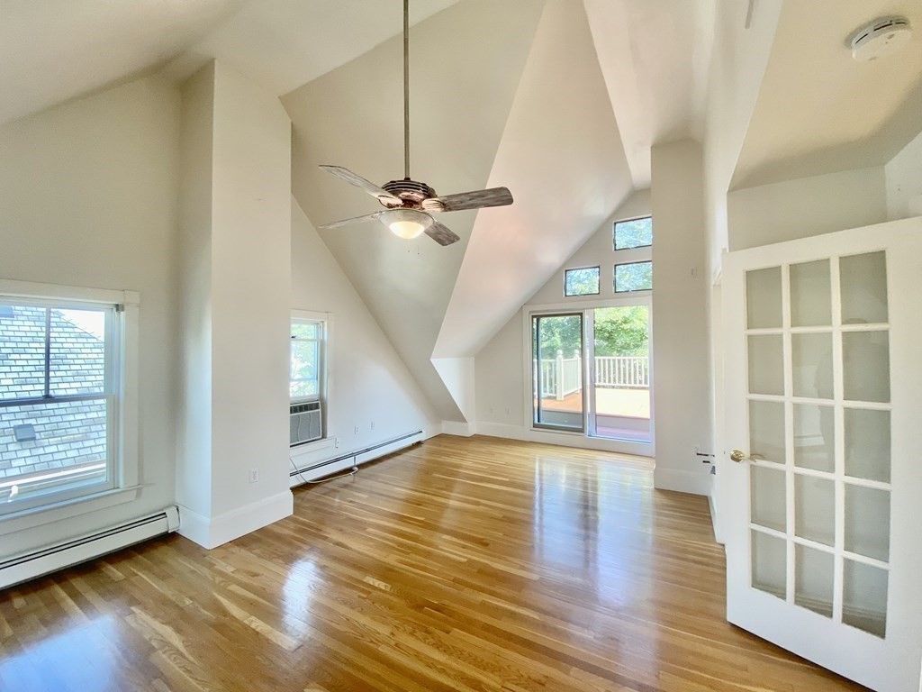 3 bed, 2 bath apartment for rent at 81 Benton Unit 2, Powder House Square — photo 3 of 27