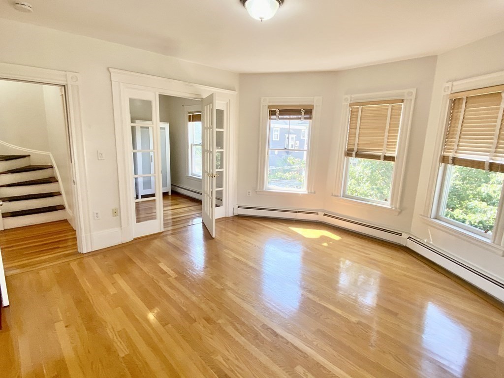 3 bed, 2 bath apartment for rent at 81 Benton Unit 2, Powder House Square — photo 14 of 27