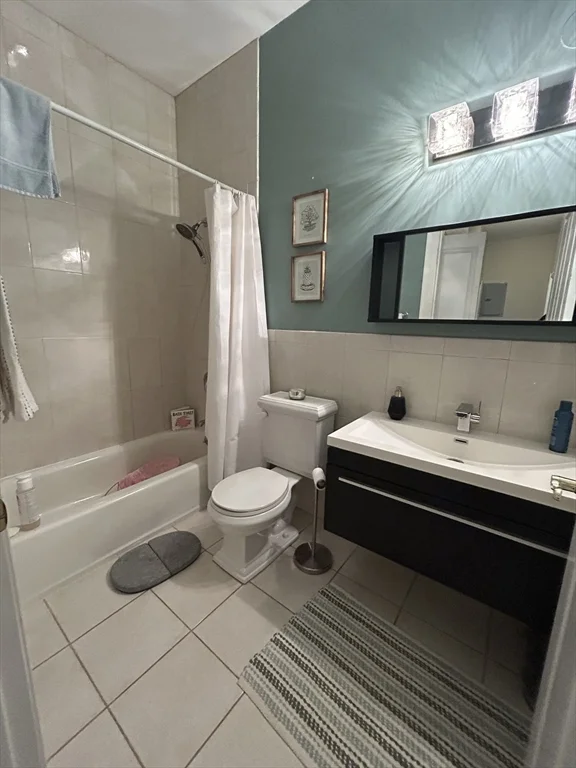 2 bed, 2 bath apartment for rent at 81 Boylston St Unit 3, Brookline Village — photo 7 of 13