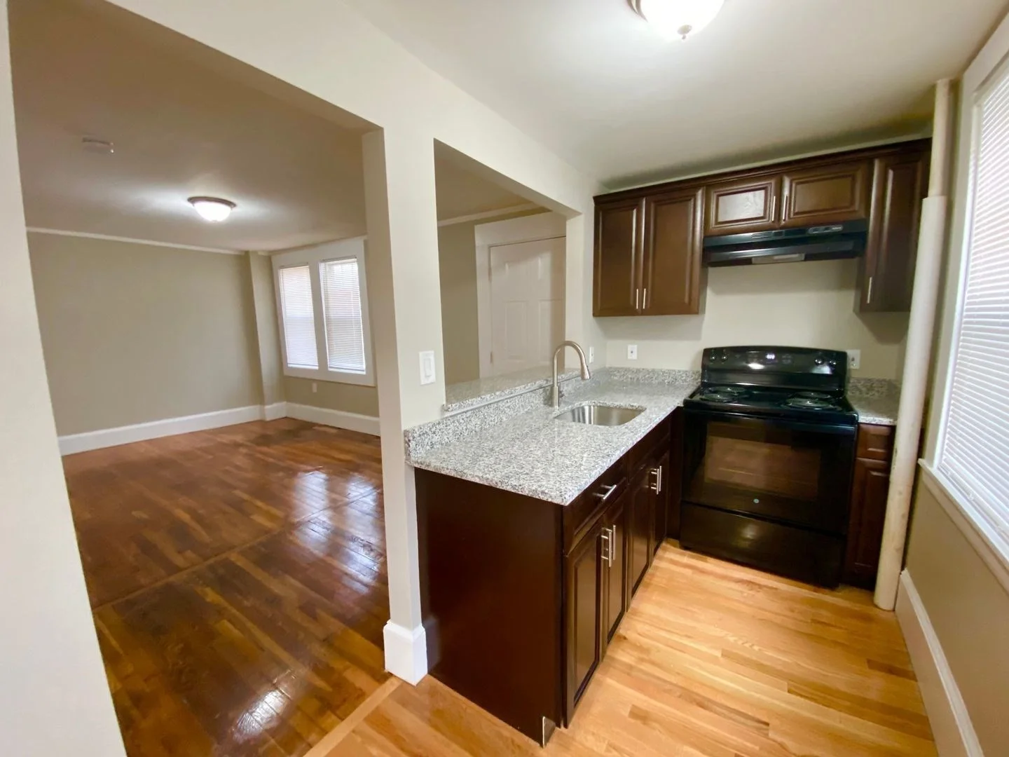 1 bed, 1 bath apartment for rent at 81 Broad Unit 1B, Lynn — photo 1 of 11