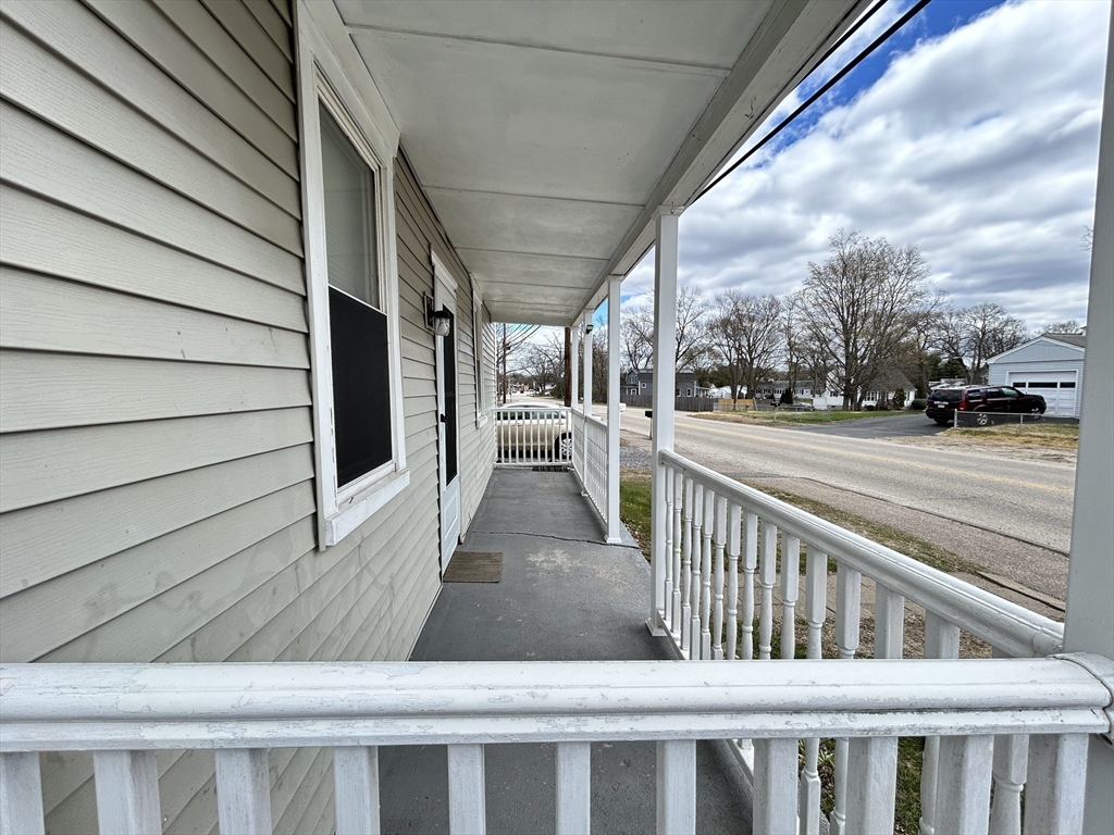 2 bed, 1 bath apartment for rent at 81 Brown St Unit A, South Attleboro — photo 4 of 32