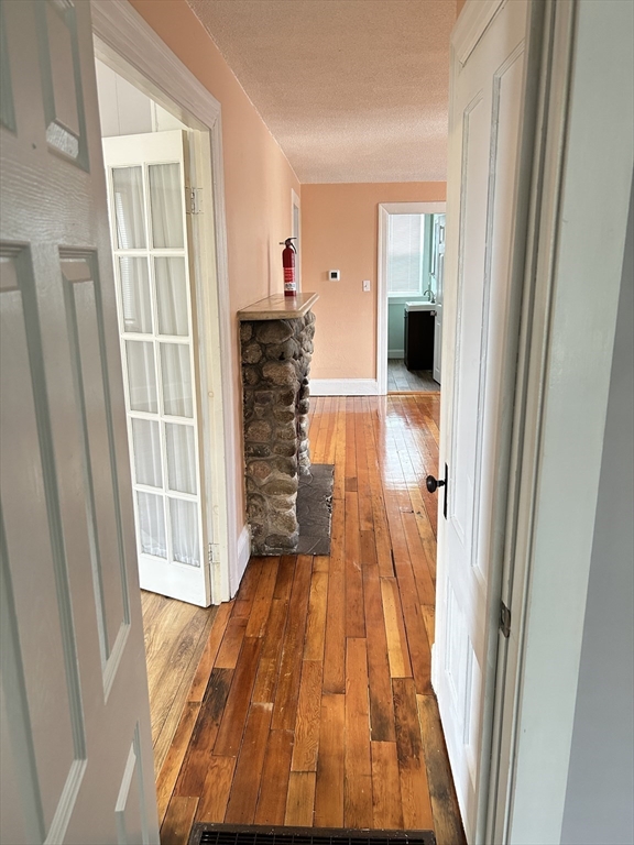 2 bed, 1 bath apartment for rent at 81 Brown St Unit A, South Attleboro — photo 9 of 32