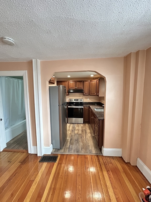 2 bed, 1 bath apartment for rent at 81 Brown St Unit A, South Attleboro — photo 15 of 32