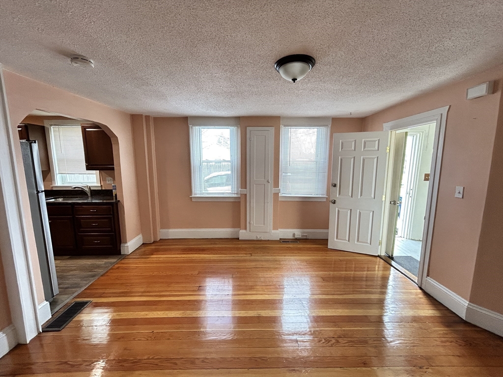 2 bed, 1 bath apartment for rent at 81 Brown St Unit A, South Attleboro — photo 19 of 32