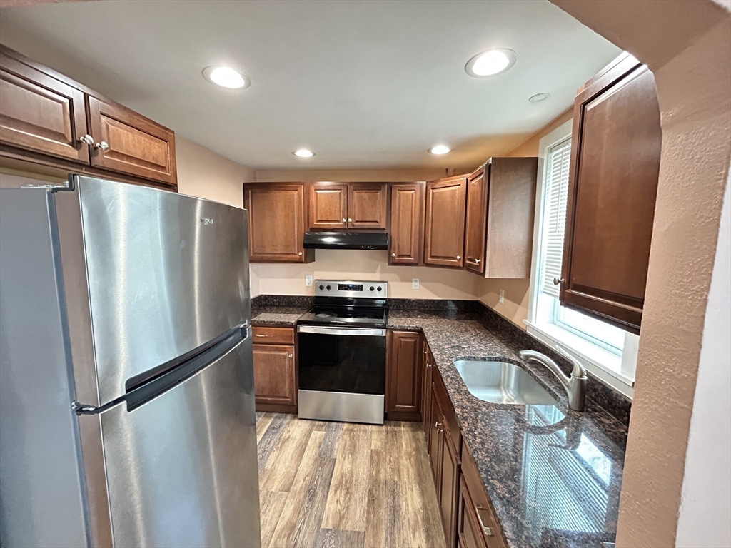 2 bed, 1 bath apartment for rent at 81 Brown St Unit A, South Attleboro — photo 17 of 32