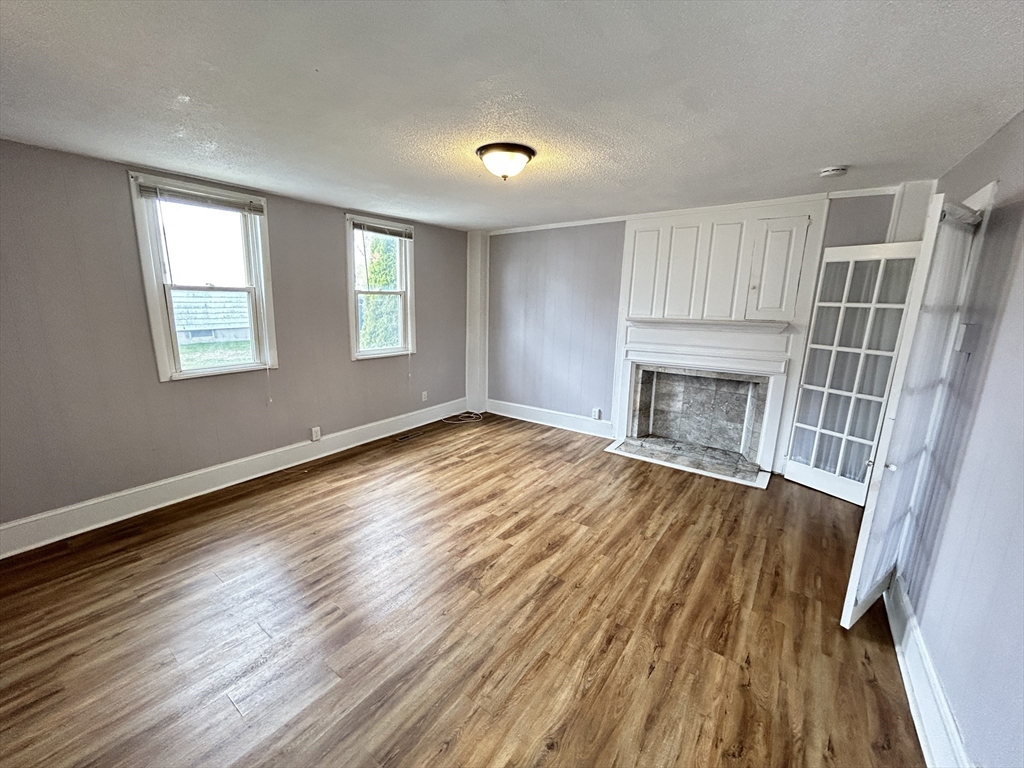 2 bed, 1 bath apartment for rent at 81 Brown St Unit A, South Attleboro — photo 8 of 32