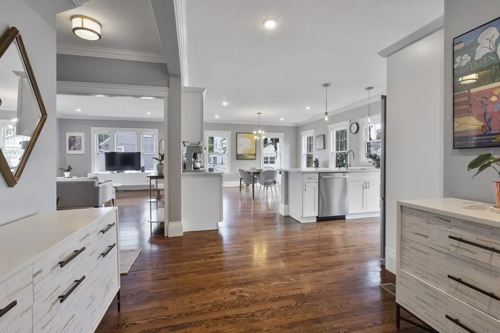 5 bed, 2 bath apartment for rent at 81 Butler St Unit 2, Revere — photo 9 of 25