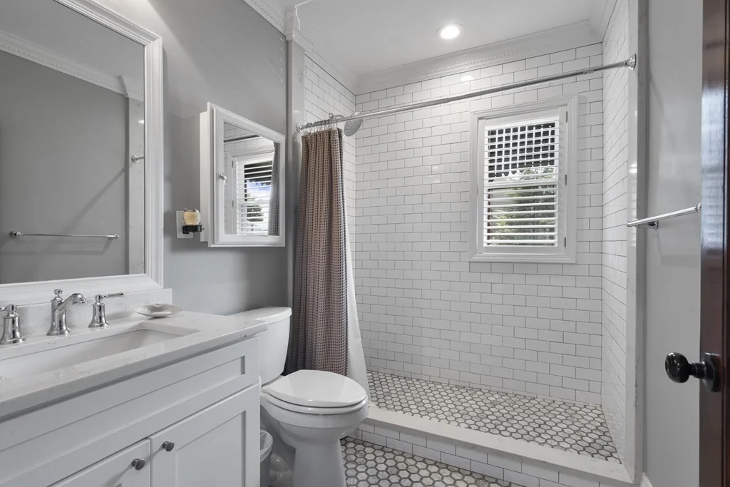 5 bed, 2 bath apartment for rent at 81 Butler St Unit 2, Revere — photo 25 of 25