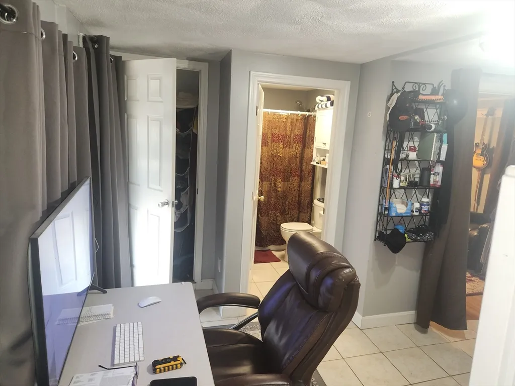 1 bed, 1 bath apartment for rent at 81 Cabot Unit 1M, Beverly — photo 1 of 13