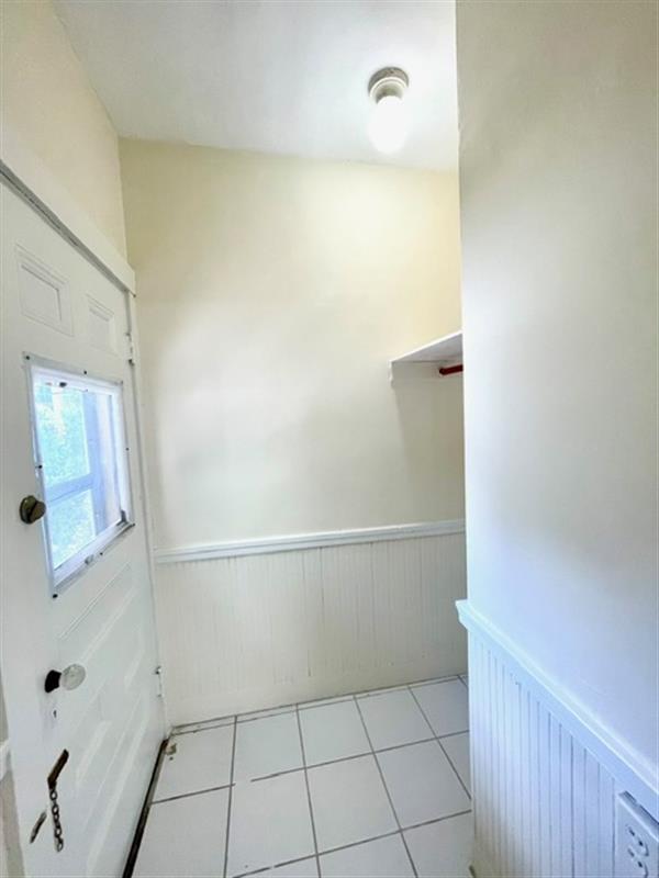 Studio bed, 1 bath apartment for rent at 81 College Ave Unit 1, Powder House Square — photo 5 of 9