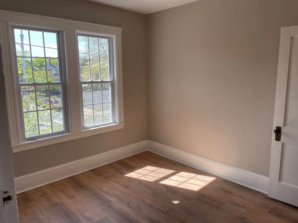 3 bed, 1 bath apartment for rent at 81 Congress St Unit F2, Salem — photo 7 of 15