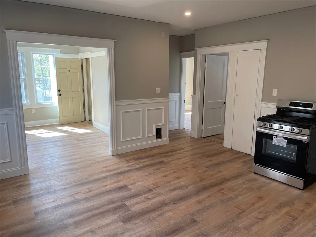 3 bed, 1 bath apartment for rent at 81 Congress St Unit F2, Salem — photo 6 of 15